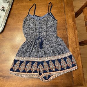 Xhilaraton size medium romper blue and orange design